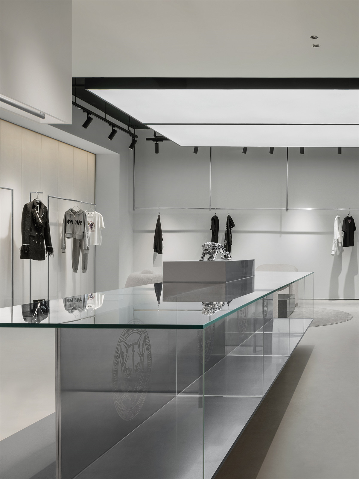 Fashion Clothing Store Interior | Display Furniture Custom Fashion Clothing Store Interior | Display Furniture Custom